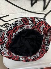 Load image into Gallery viewer, BUCKET HAT CAMO BLACK
