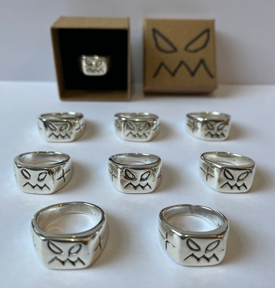 STERLING SILVER RING(2 sizes available)