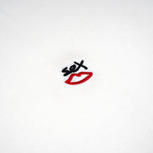 Load image into Gallery viewer, MINI LOGO EMBROIDERED TEE WHITE
