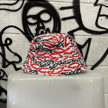 Load image into Gallery viewer, BUCKET HAT CAMO WHITE

