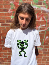 Load image into Gallery viewer, HEADS GUY TSHIRT WHITE
