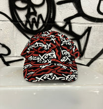 Load image into Gallery viewer, 6 PANEL CAMO BLACK

