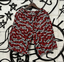 Load image into Gallery viewer, SEX CAMO SHORTS BLACK DENIM BAGGY FIT

