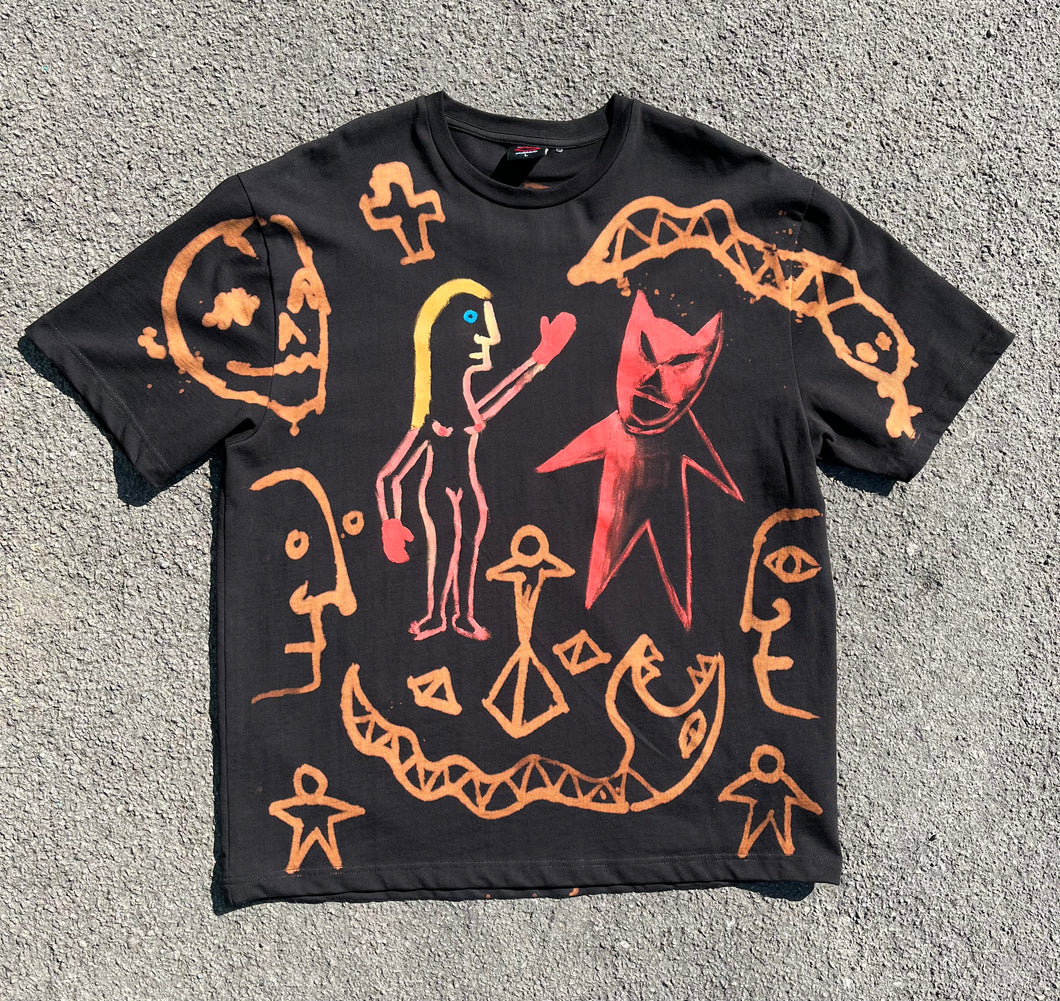 1/1 Oversized T-shirt by louis slater (size L)