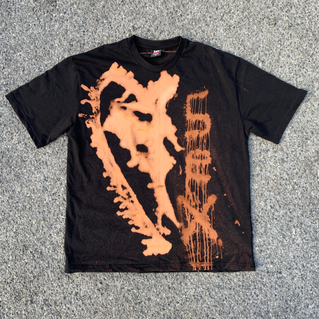1/1 oversized tshirt by louis slater (size large)